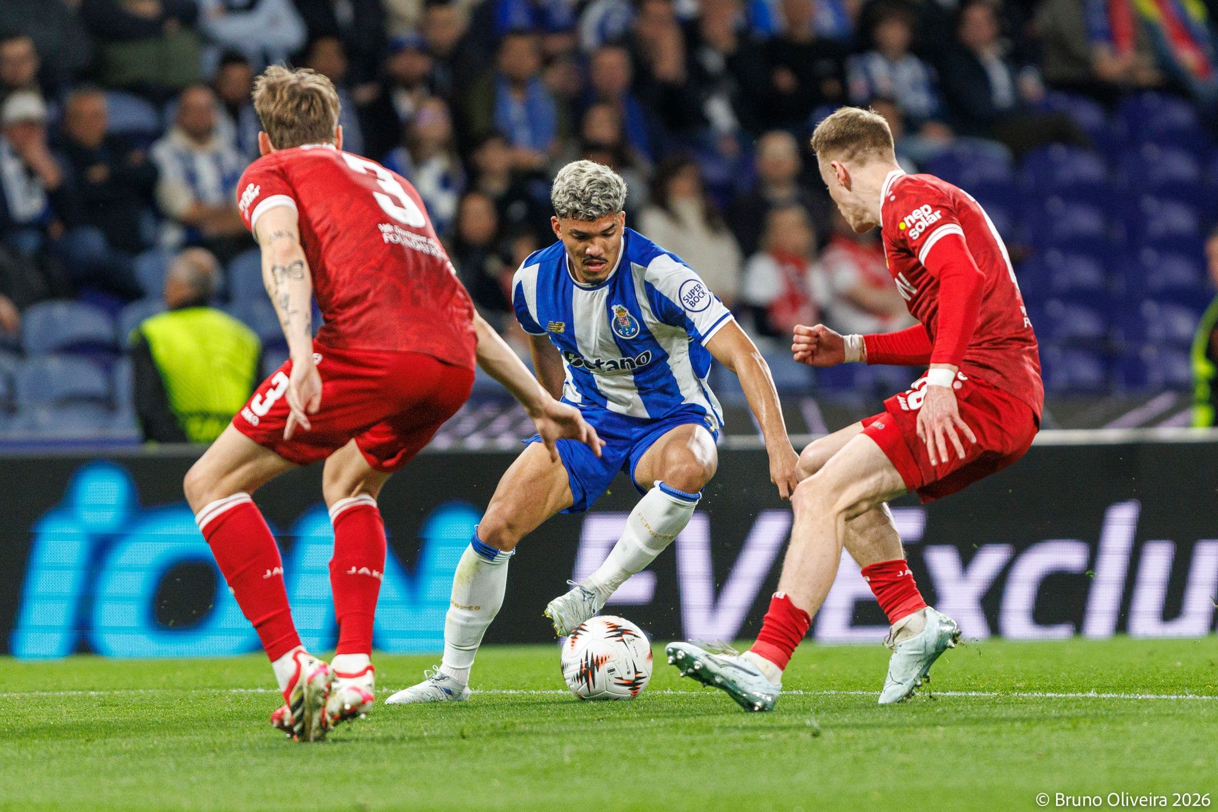 Europa League: Porto seal quarter-final spot with a Dragão night to remember
