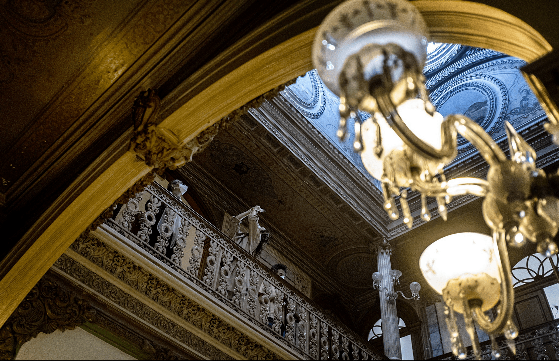 Main image of Visit 'The most beautiful house in Porto'